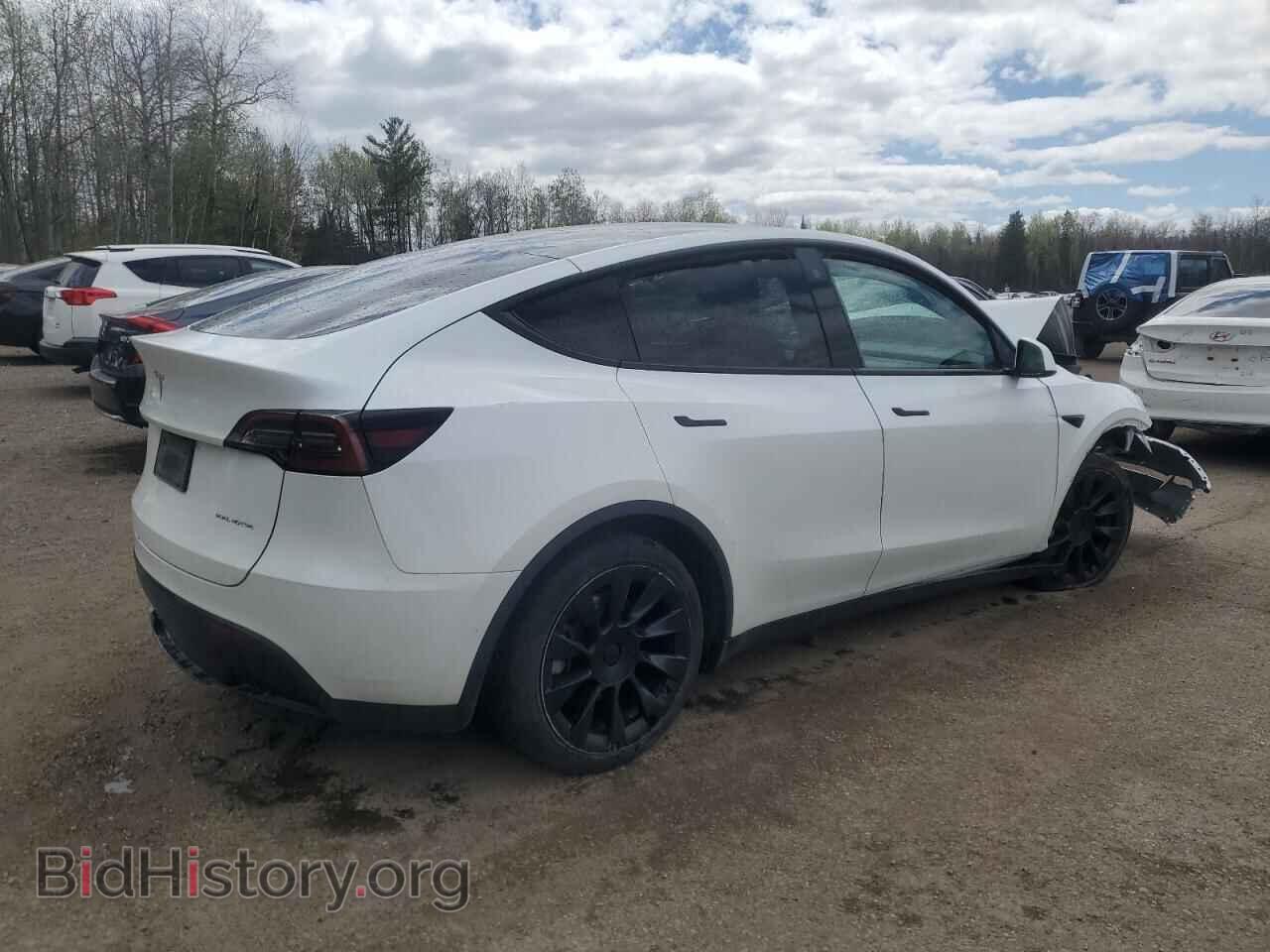 2022 TESLA MODEL Y - VIN: 7SAYGDEE6NF548669 - Фото 3