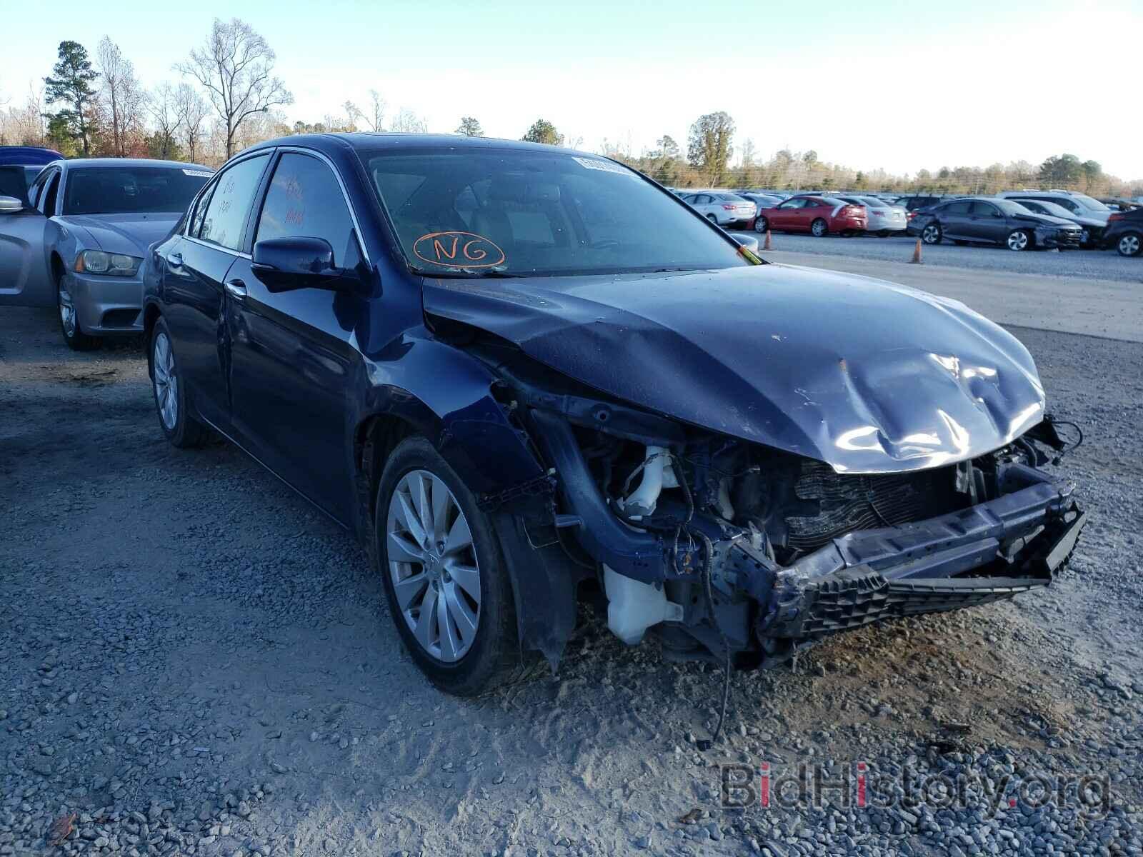 Photo 1HGCR2F87DA009615 - HONDA ACCORD 2013