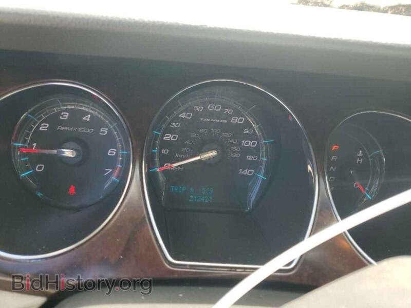 2011 Ford TAURUS (VIN 1FAHP2EW0BG160421) — photo 9 of 12