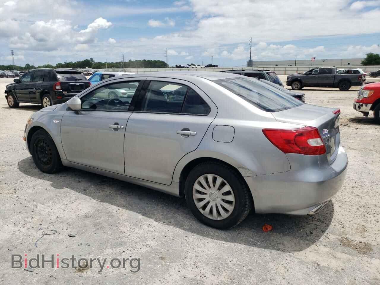 2010 SUZUKI KIZASHI - VIN: JS2RF9A1XA6100077 - Photo 2