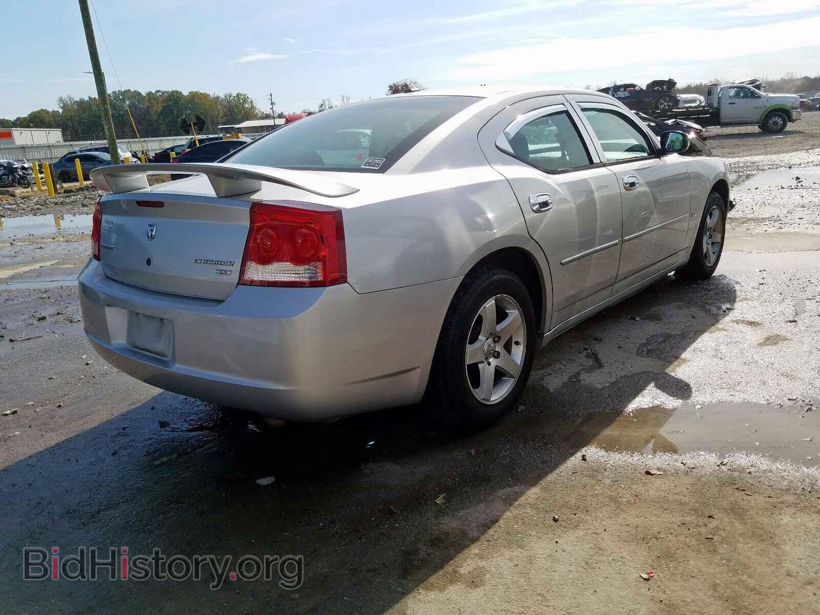 2010 DODGE CHARGER - VIN: 2B3CA3CV4AH197806 - Фото 4