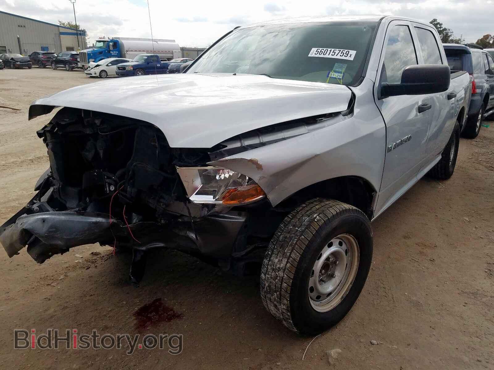 2011 DODGE RAM 1500 - VIN: 1D7RB1CPXBS637099 - Фото 2