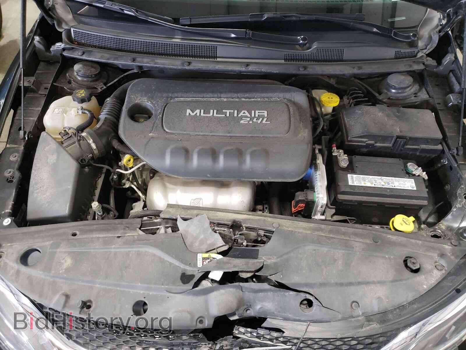 2016 CHRYSLER 200 - VIN: 1C3CCCAB3GN178590 - Фото 7