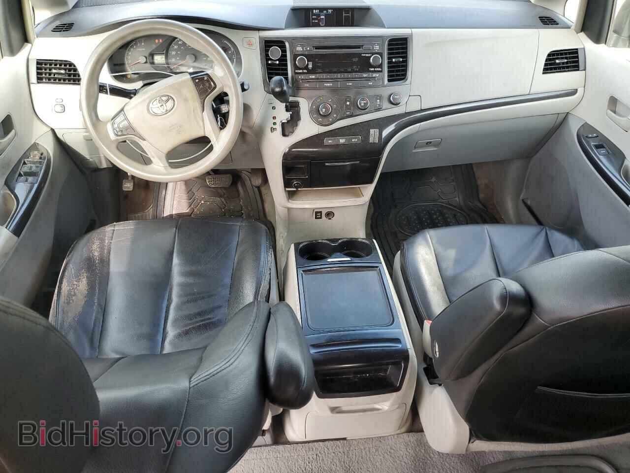 2012 TOYOTA All Models - VIN: 5TDKK3DCXCS277264 - Фото 8