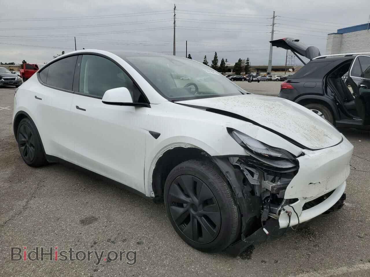 2024 TESLA MODEL Y - VIN: 7SAYGDEDXRF104806 - Photo 4
