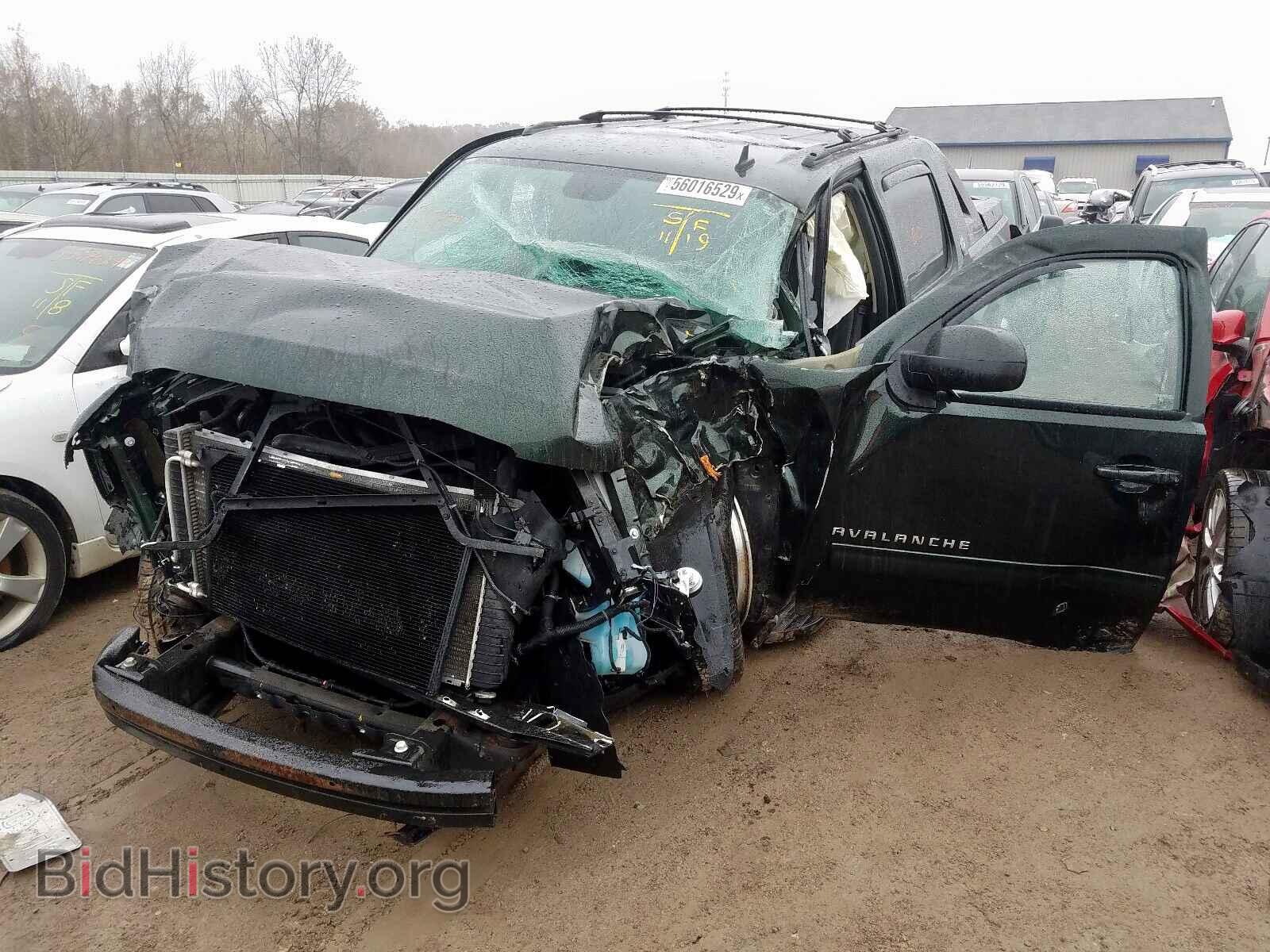 2013 CHEVROLET AVALANCHE - VIN: 3GNMCEE08DG240145 - Фото 2
