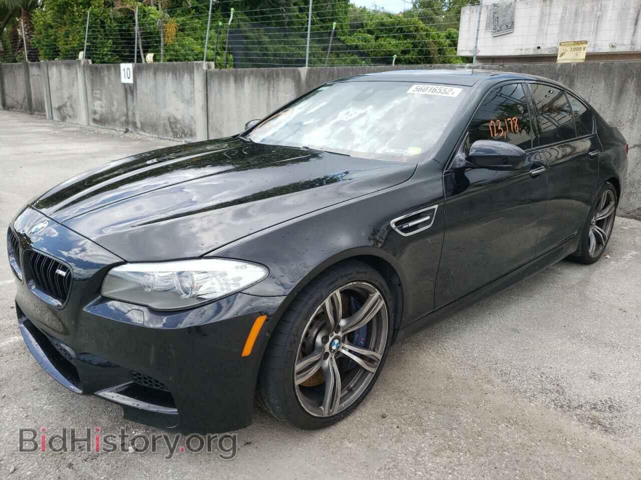 2013 BMW M5 - VIN: WBSFV9C51DC774102 - Фото 2