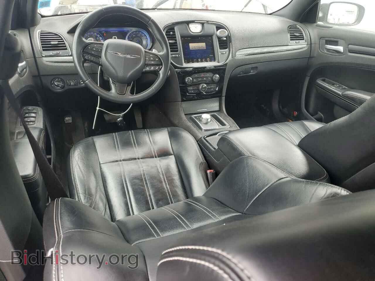 2016 CHRYSLER 300 - VIN: 2C3CCAGG1GH162064 - Фото 8