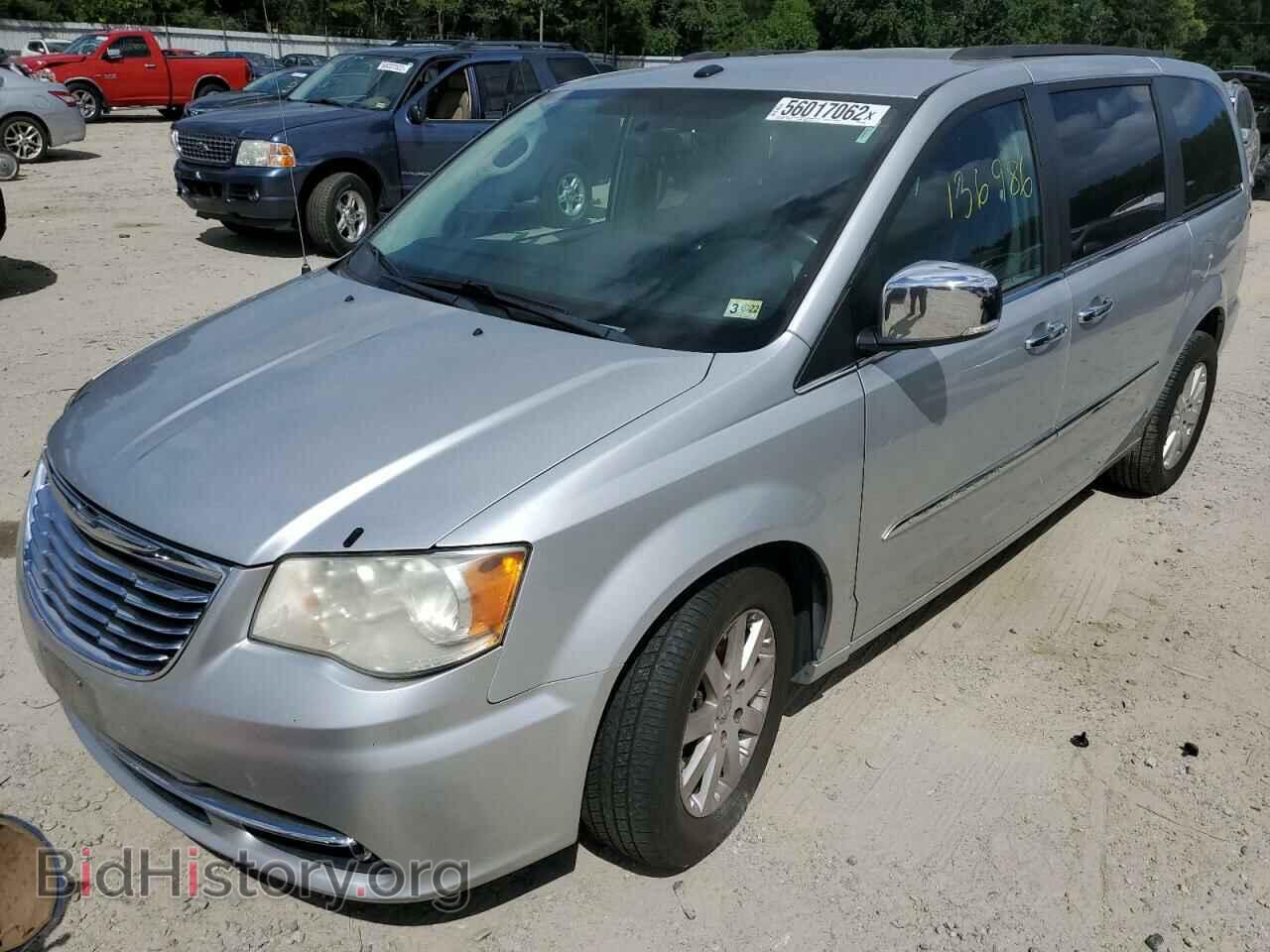 2011 CHRYSLER MINIVAN - VIN: 2A4RR8DG3BR665903 - Фото 2