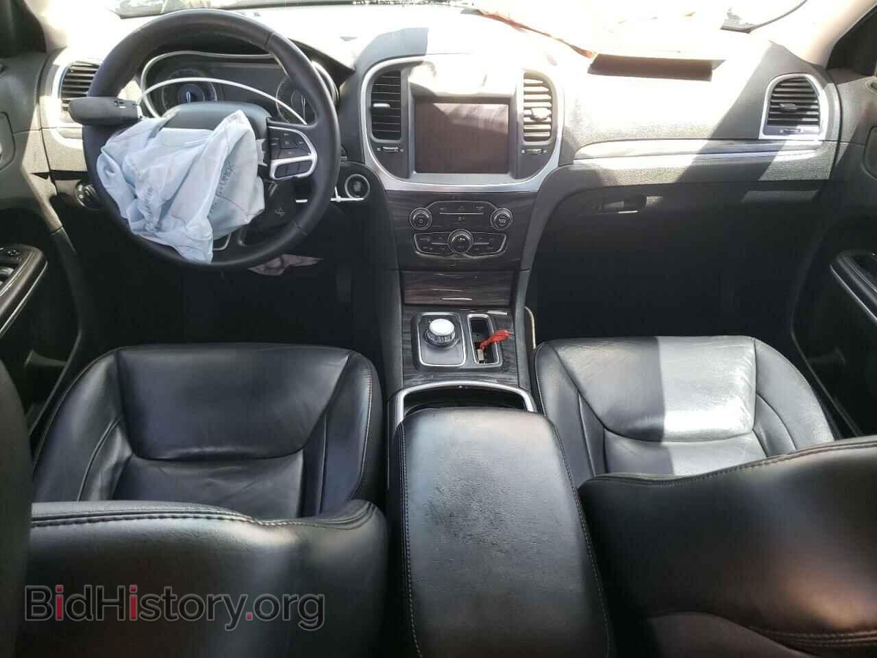 2019 CHRYSLER 300 - VIN: 2C3CCAAG9KH564836 - Фото 8