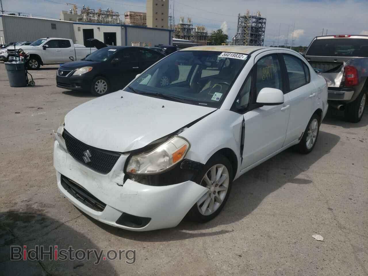 2011 SUZUKI SX4 - VIN: JS2YC5A28B6304464 - Фото 2