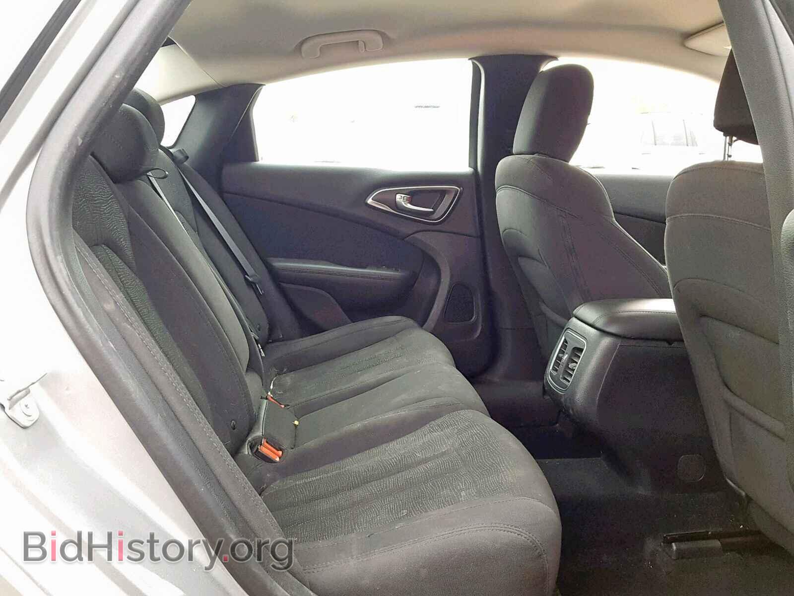 2016 CHRYSLER 200 - VIN: 1C3CCCAB2GN112256 - Фото 6