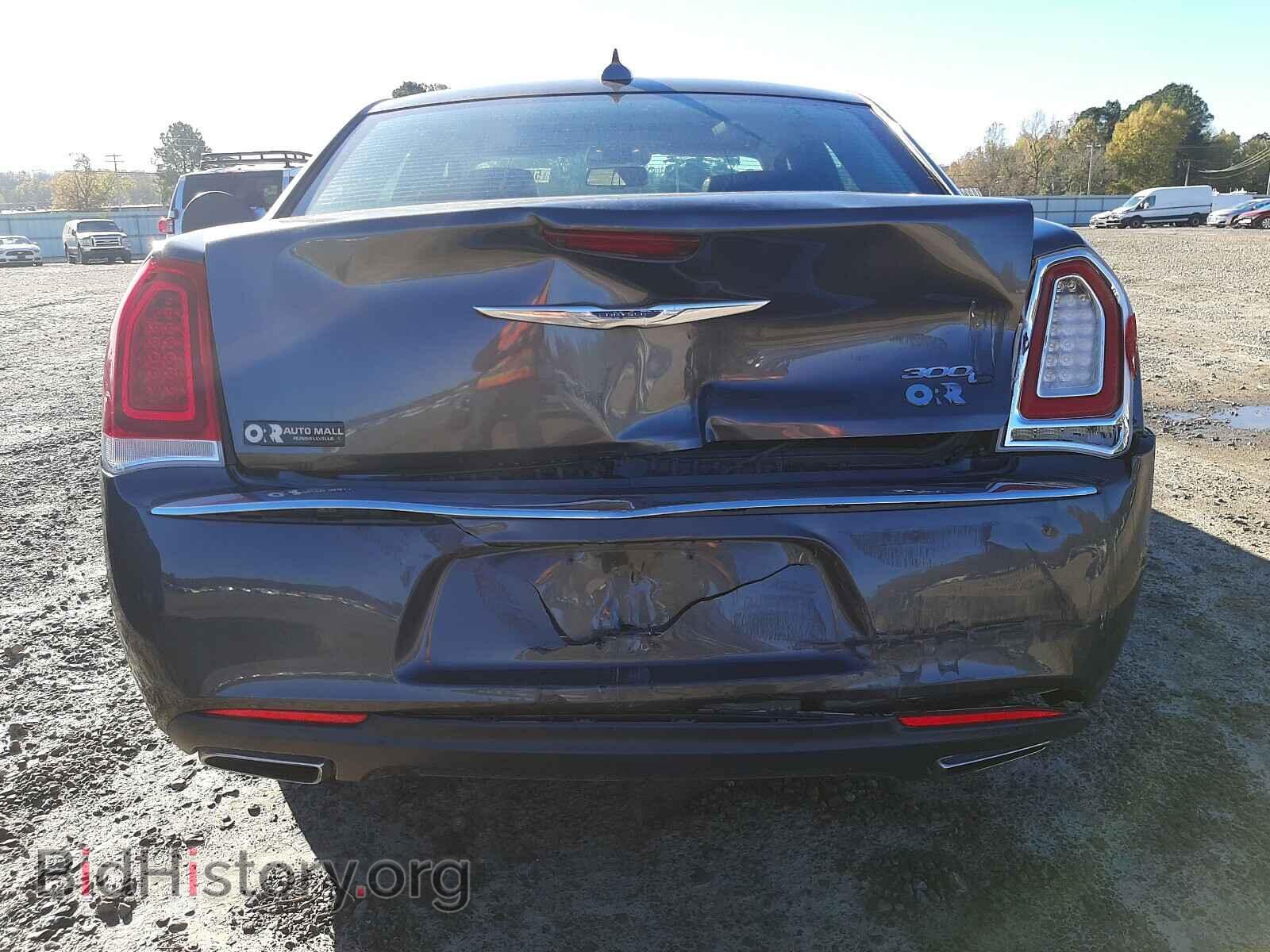 2016 CHRYSLER 300 - VIN: 2C3CCAEG8GH324694 - Фото 9