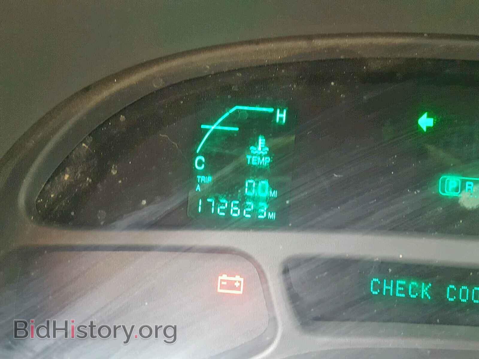 2000 CADILLAC DEVILLE - VIN: 1G6KD54Y2YU320552 - Photo 8