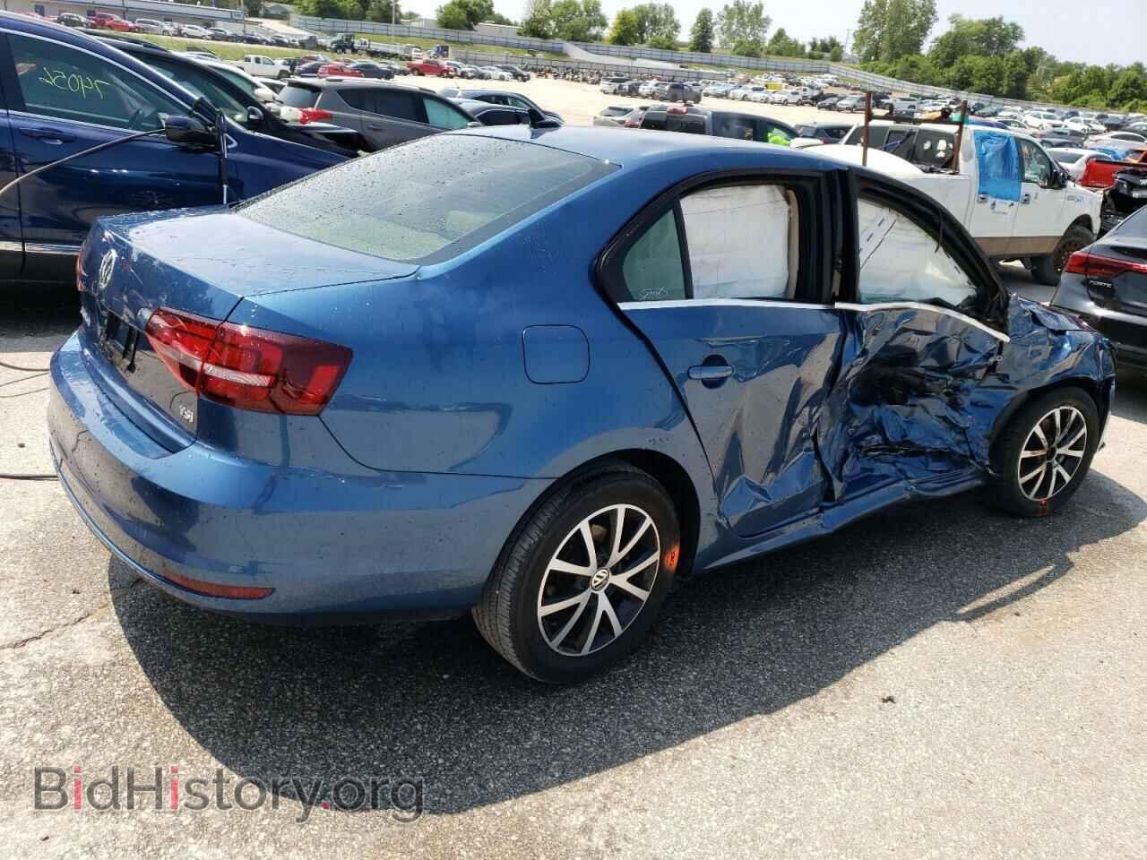 2017 VOLKSWAGEN JETTA - VIN: 3VWDB7AJ2HM355351 - Фото 3