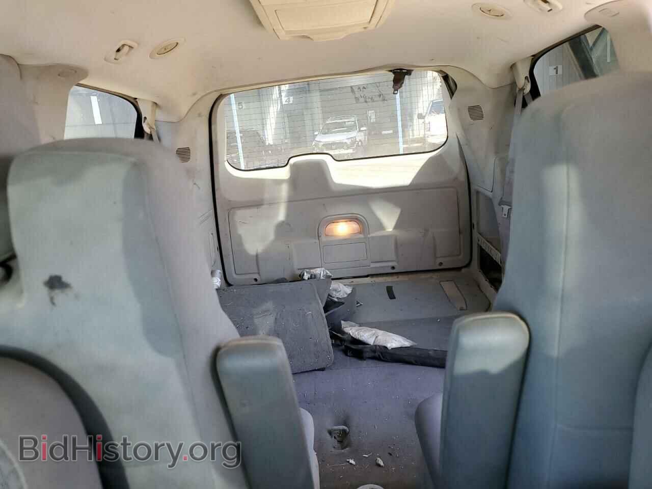 2008 CHRYSLER MINIVAN - VIN: 2A8HR54P58R128158 - Фото 10