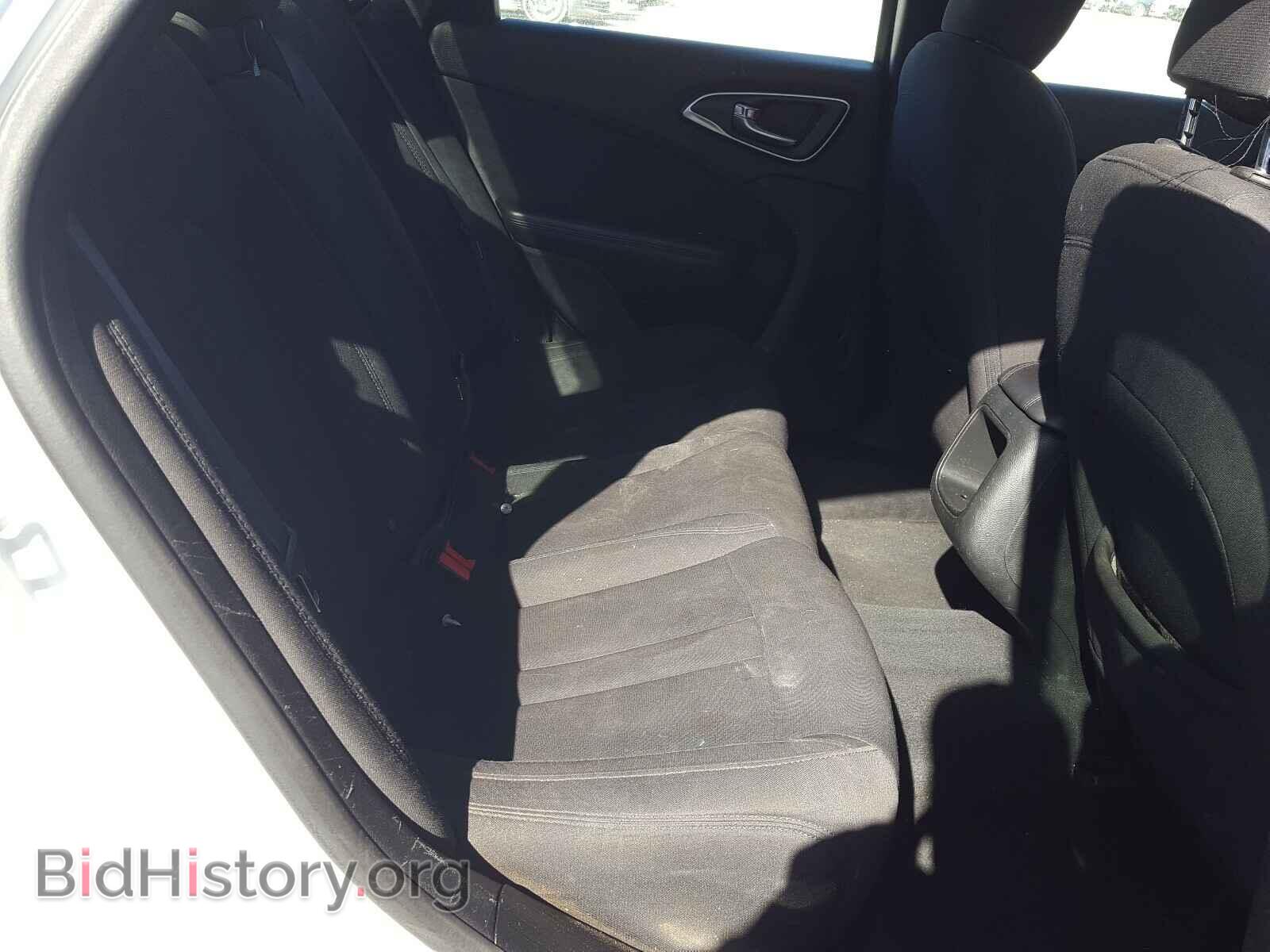 2015 CHRYSLER 200 - VIN: 1C3CCCAB0FN637928 - Photo 6