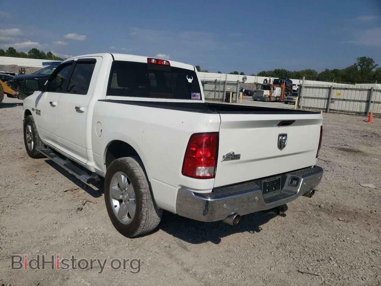 2016 RAM 1500 - VIN: 3C6RR6LT4GG295753 - Фото 3