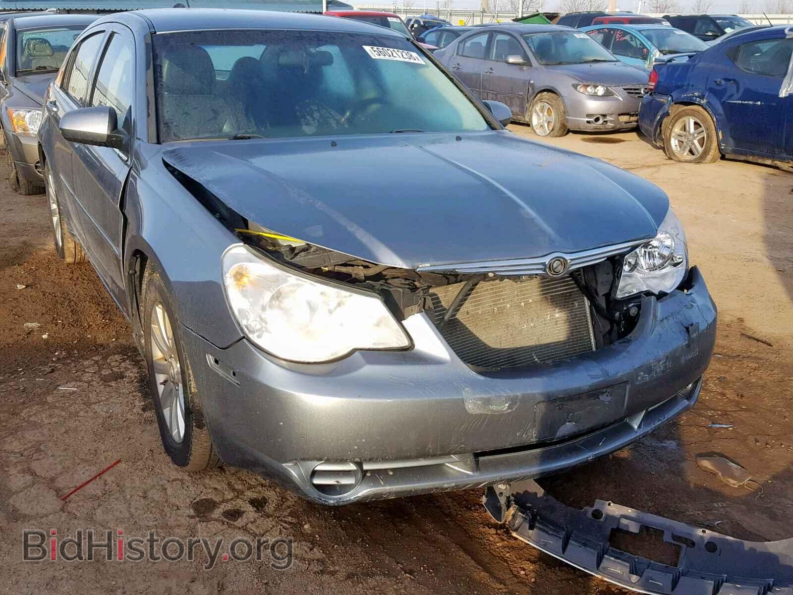 Photo 1C3CC5FB3AN147447 - CHRYSLER SEBRING 2010