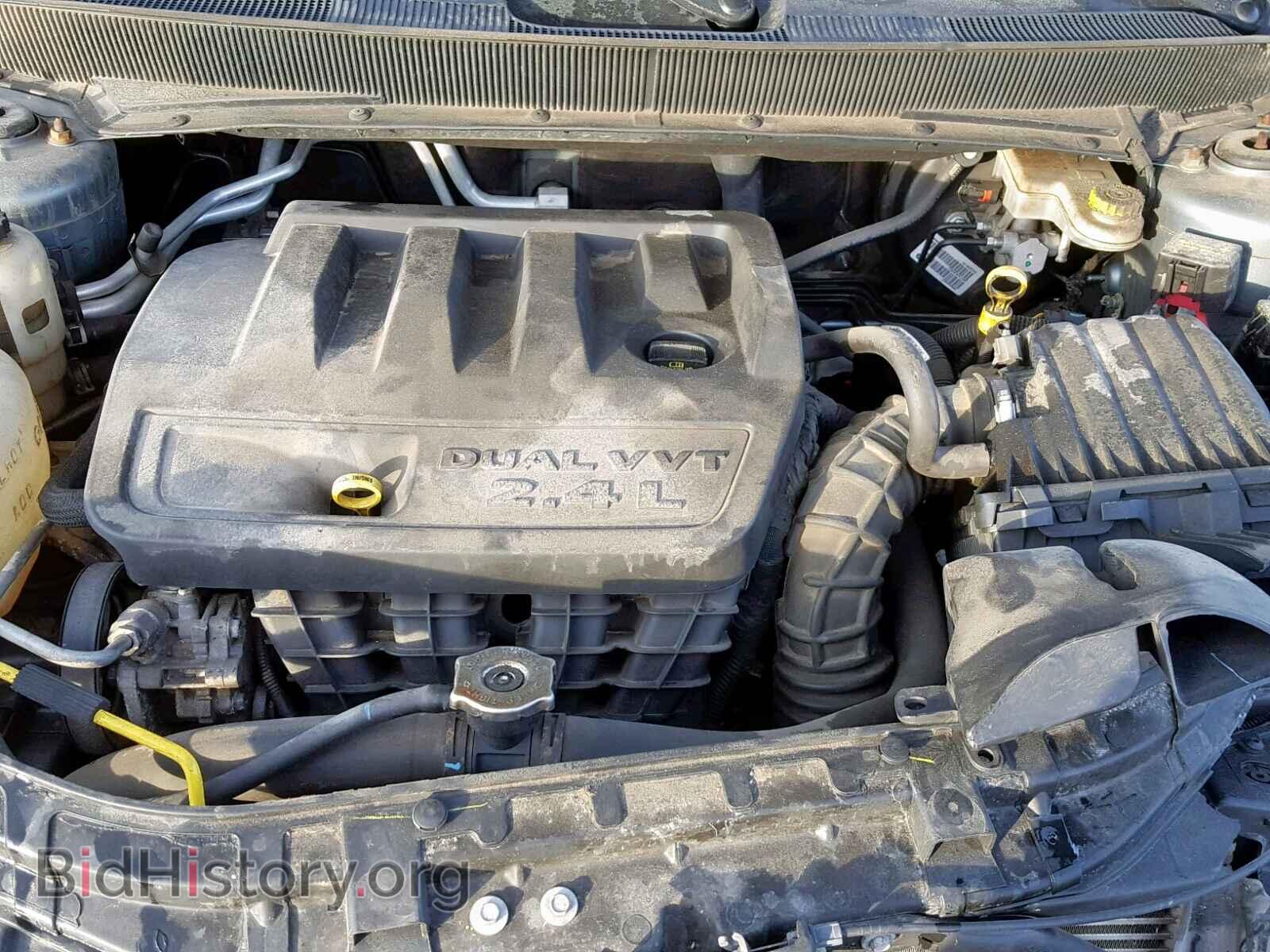 2010 CHRYSLER SEBRING - VIN: 1C3CC5FB3AN147447 - Фото 7
