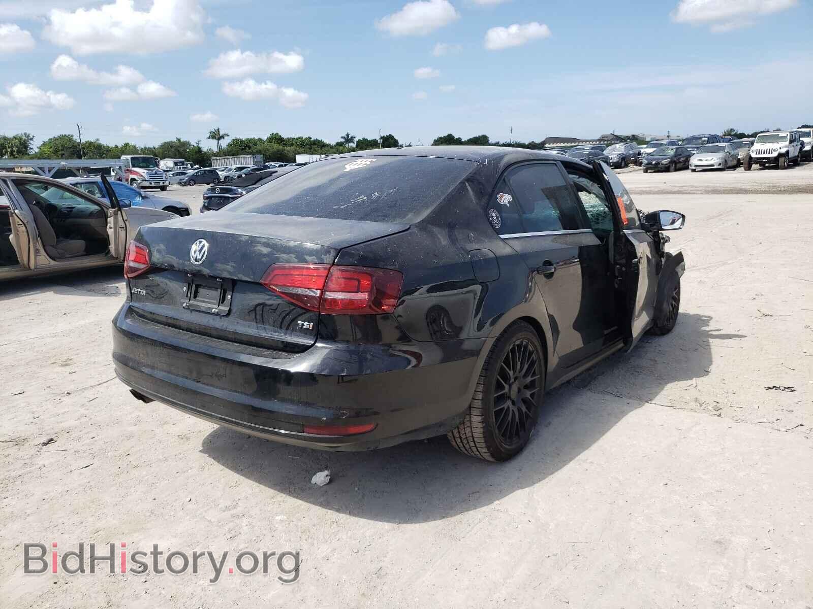 2017 VOLKSWAGEN JETTA - VIN: 3VW2B7AJ0HM220408 - Фото 4