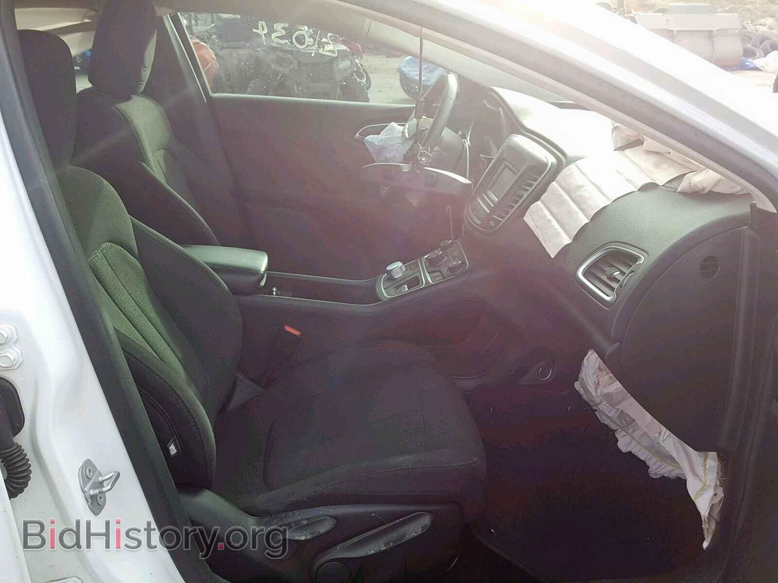 2016 CHRYSLER 200 - VIN: 1C3CCCAB6GN166532 - Фото 5