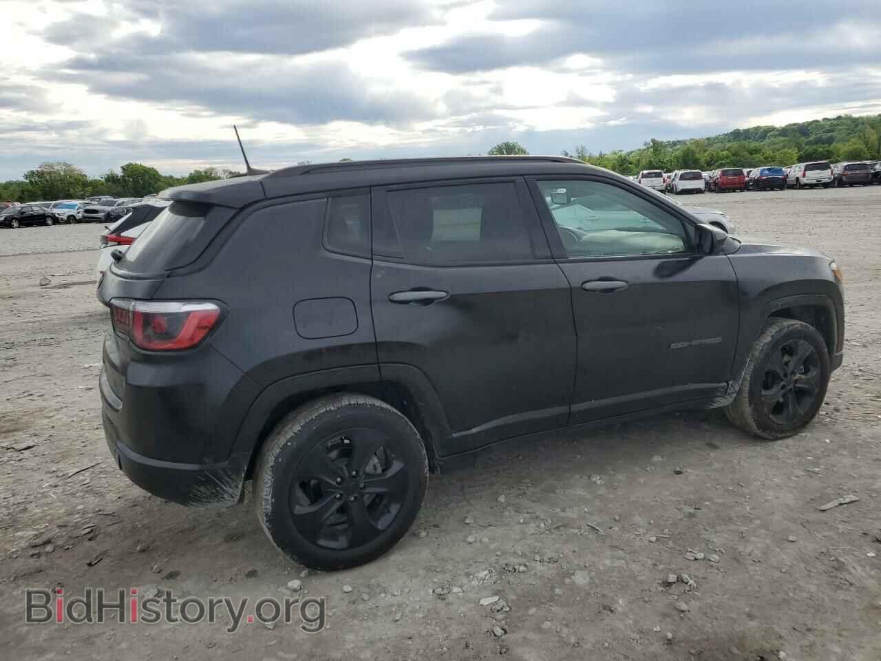 2019 JEEP COMPASS - VIN: 3C4NJDBBXKT653403 - Фото 3