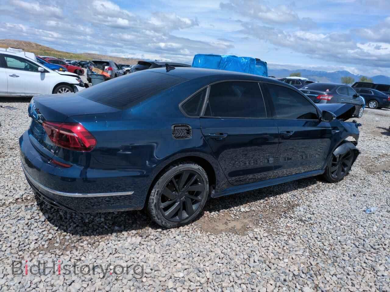 2018 VOLKSWAGEN PASSAT - VIN: 1VWAA7A38JC008329 - Фото 3