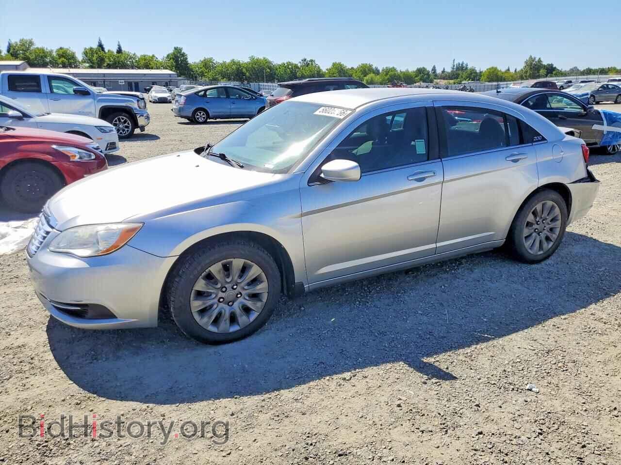 Photo 1C3BC4FB6BN617820 - CHRYSLER 200 2011