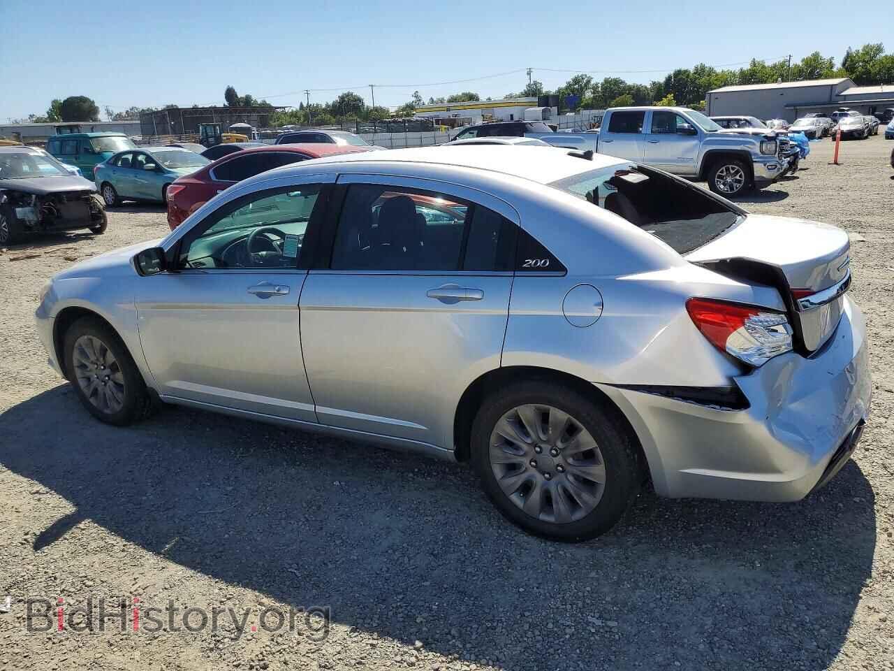 2011 CHRYSLER 200 - VIN: 1C3BC4FB6BN617820 - Фото 2