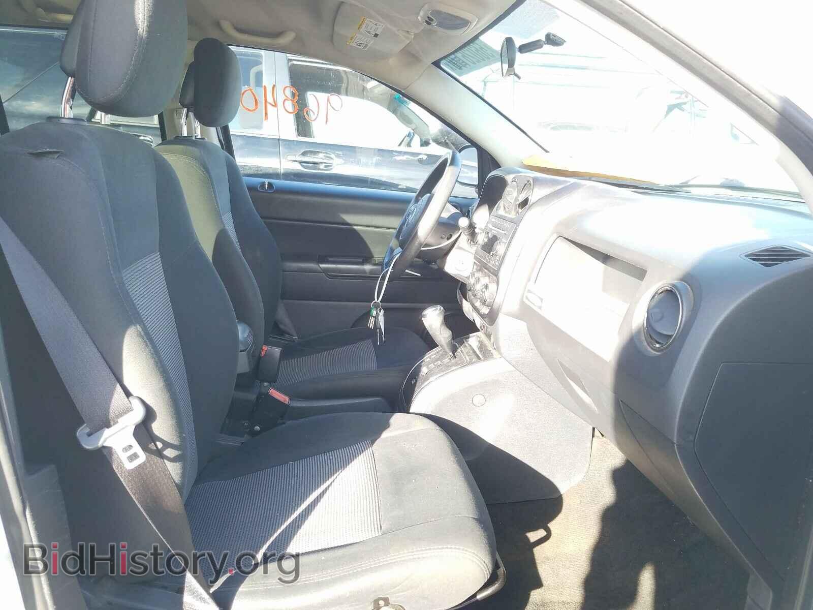 2014 JEEP COMPASS - VIN: 1C4NJDBBXED879967 - Фото 5