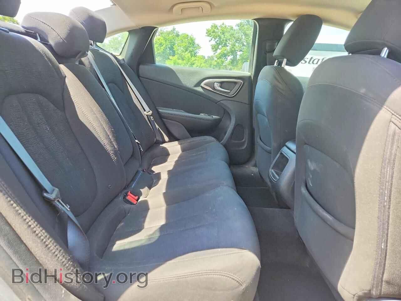 2015 CHRYSLER 200 - VIN: 1C3CCCABXFN748356 - Фото 10