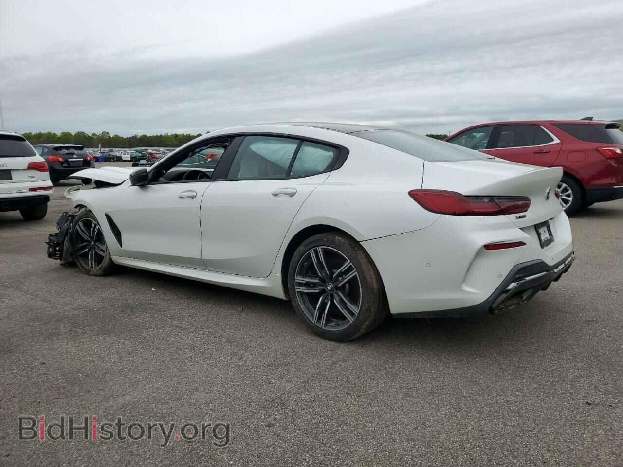 2022 BMW M8 - VIN: WBAGV8C08NCJ78641 - Фото 2