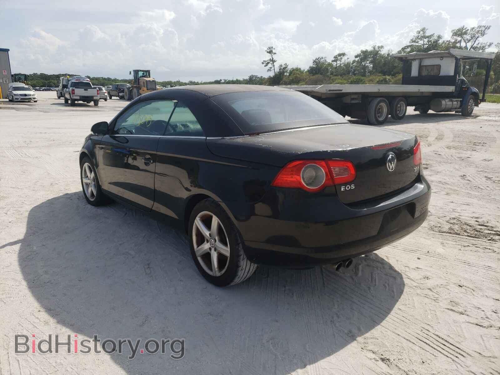 2007 VOLKSWAGEN EOS - VIN: WVWDA71F27V029409 - Фото 3