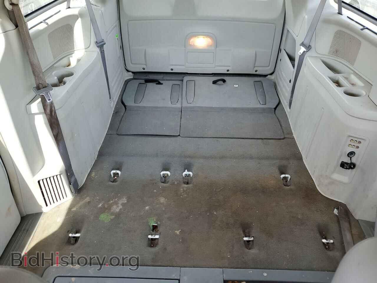2009 CHRYSLER MINIVAN - VIN: 2A8HR54X29R574446 - Фото 10