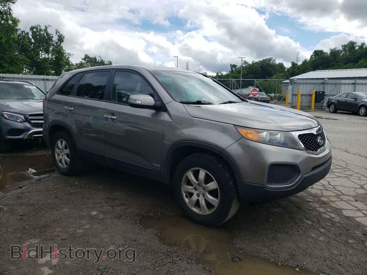 2011 KIA SORENTO - VIN: 5XYKTCA10BG091776 - Фото 4