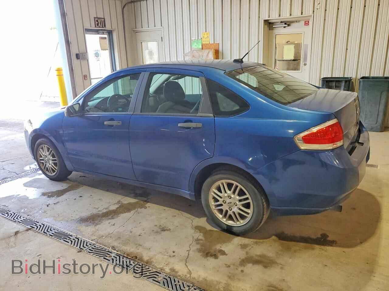 2009 FORD FOCUS - VIN: 1FAHP35N49W123787 - Photo 2