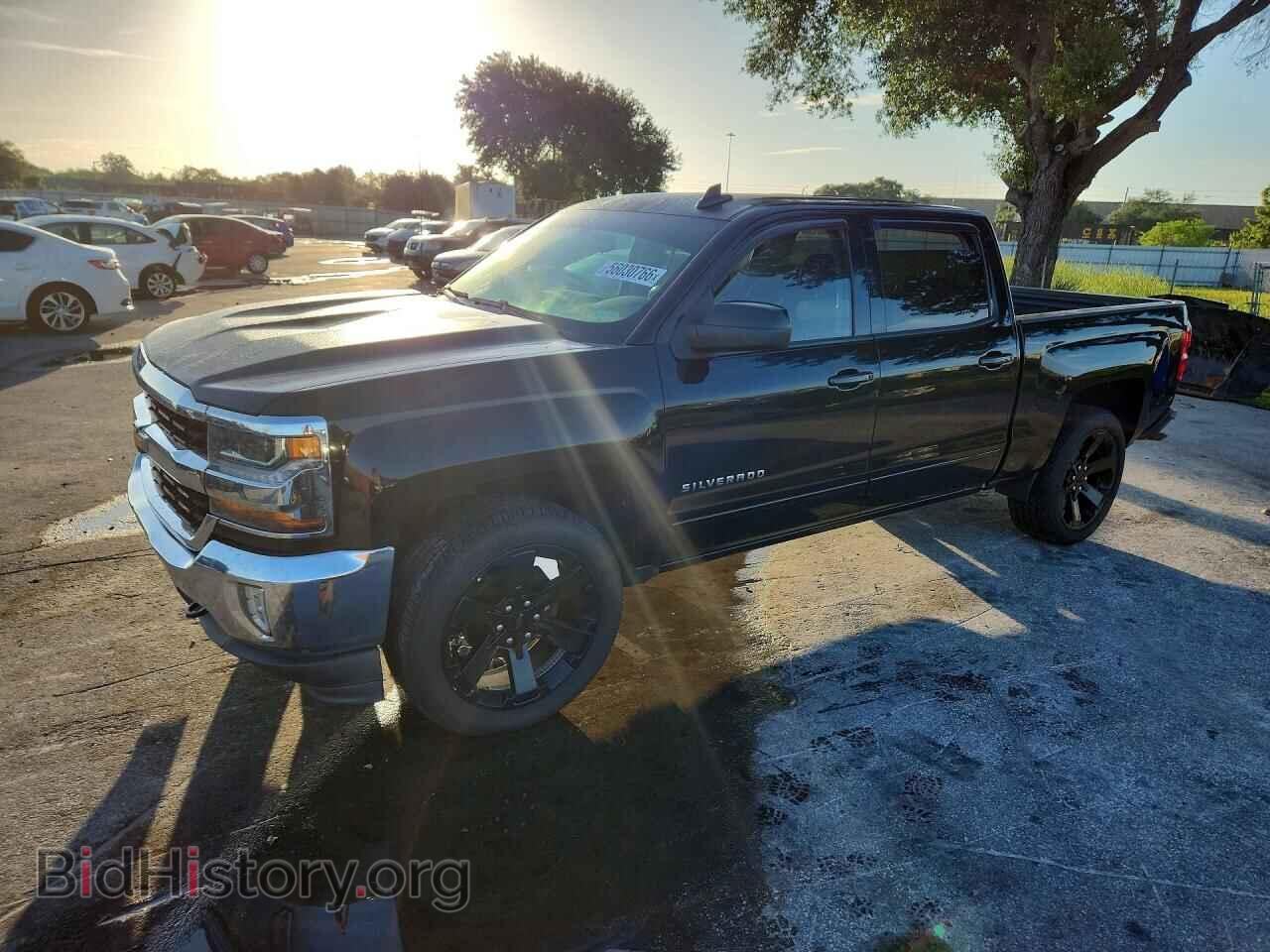 Фотография 3GCUKRECXHG394570 - CHEVROLET SILVERADO 2017