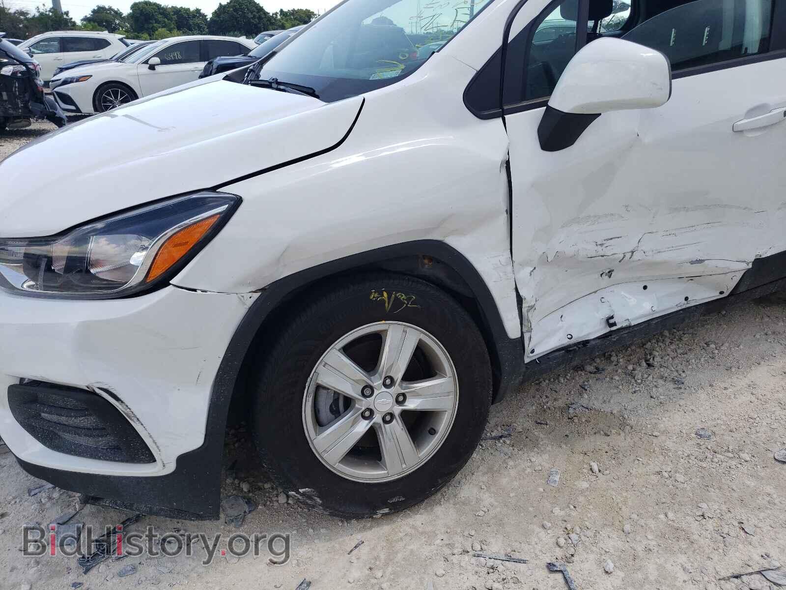 2019 CHEVROLET TRAX - VIN: 3GNCJKSB6KL386232 - Фото 9