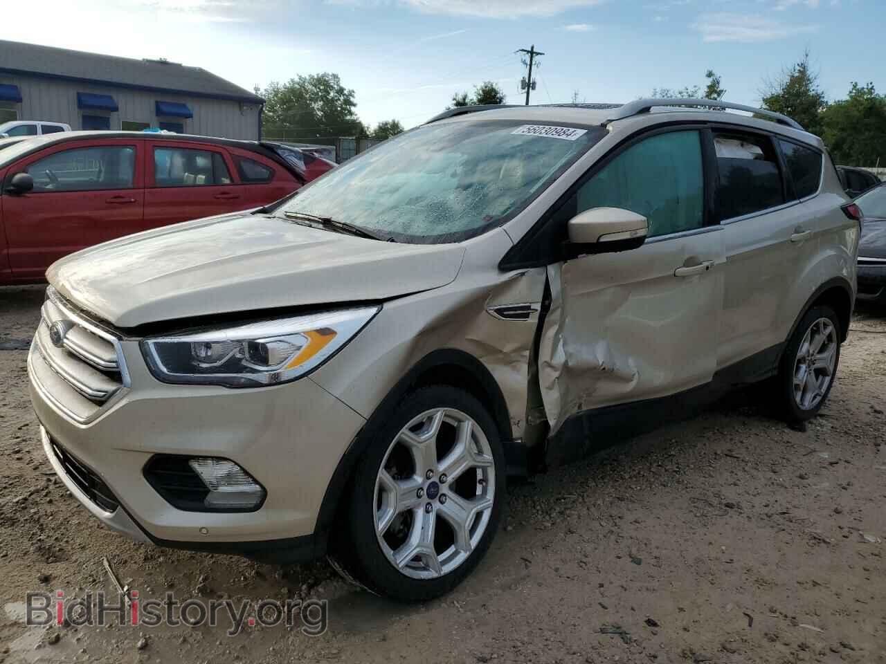 Фотография 1FMCU0J96HUE02233 - FORD ESCAPE 2017