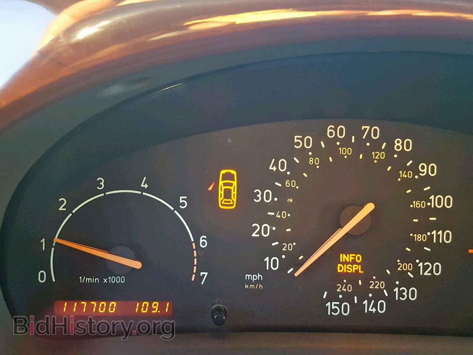 2001 SAAB 9 3 - VIN: YS3DF78K417000633 - Фото 8