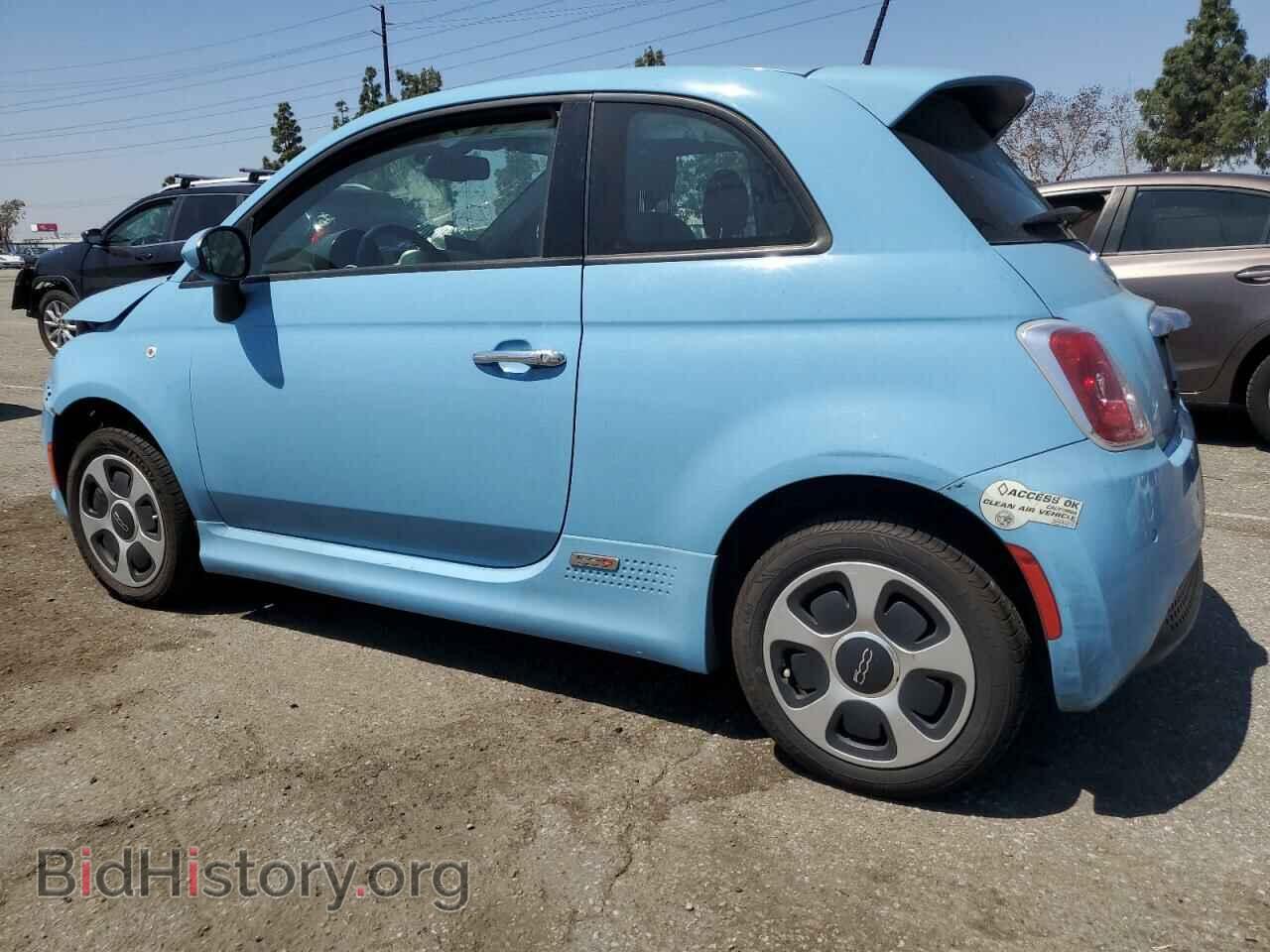 2015 FIAT 500 - VIN: 3C3CFFGEXFT732572 - Фото 2