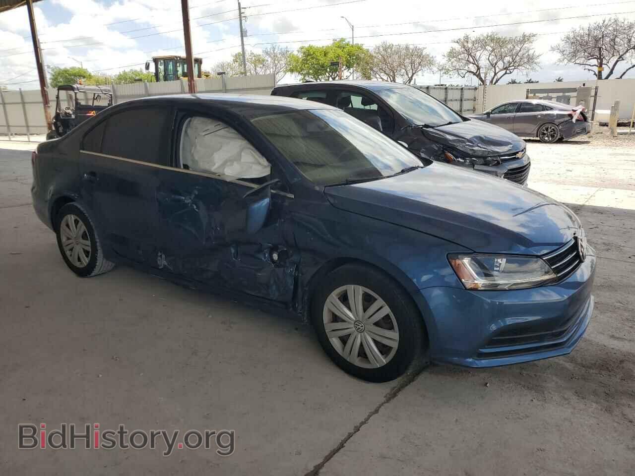 2017 VOLKSWAGEN JETTA - VIN: 3VW2B7AJ0HM327166 - Фото 4
