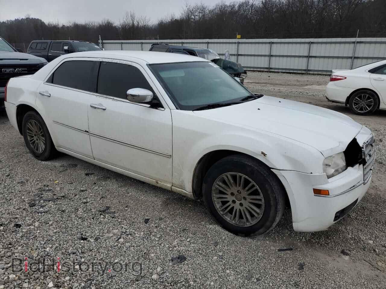 2010 CHRYSLER 300 - VIN: 2C3CA5CV5AH326151 - Фото 4