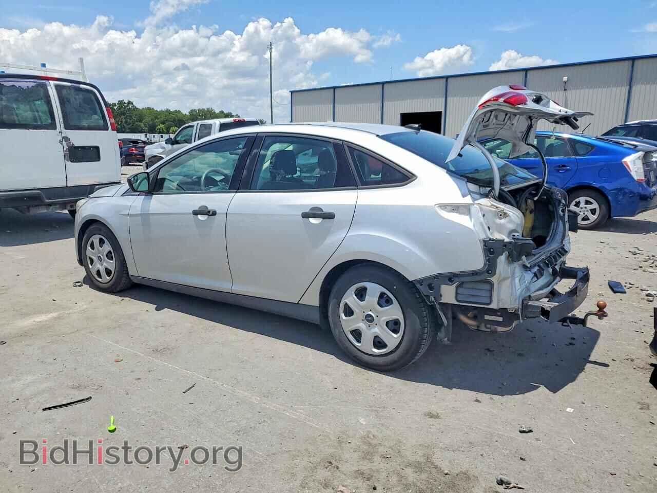 2016 FORD FOCUS - VIN: 1FADP3E26GL385779 - Photo 2