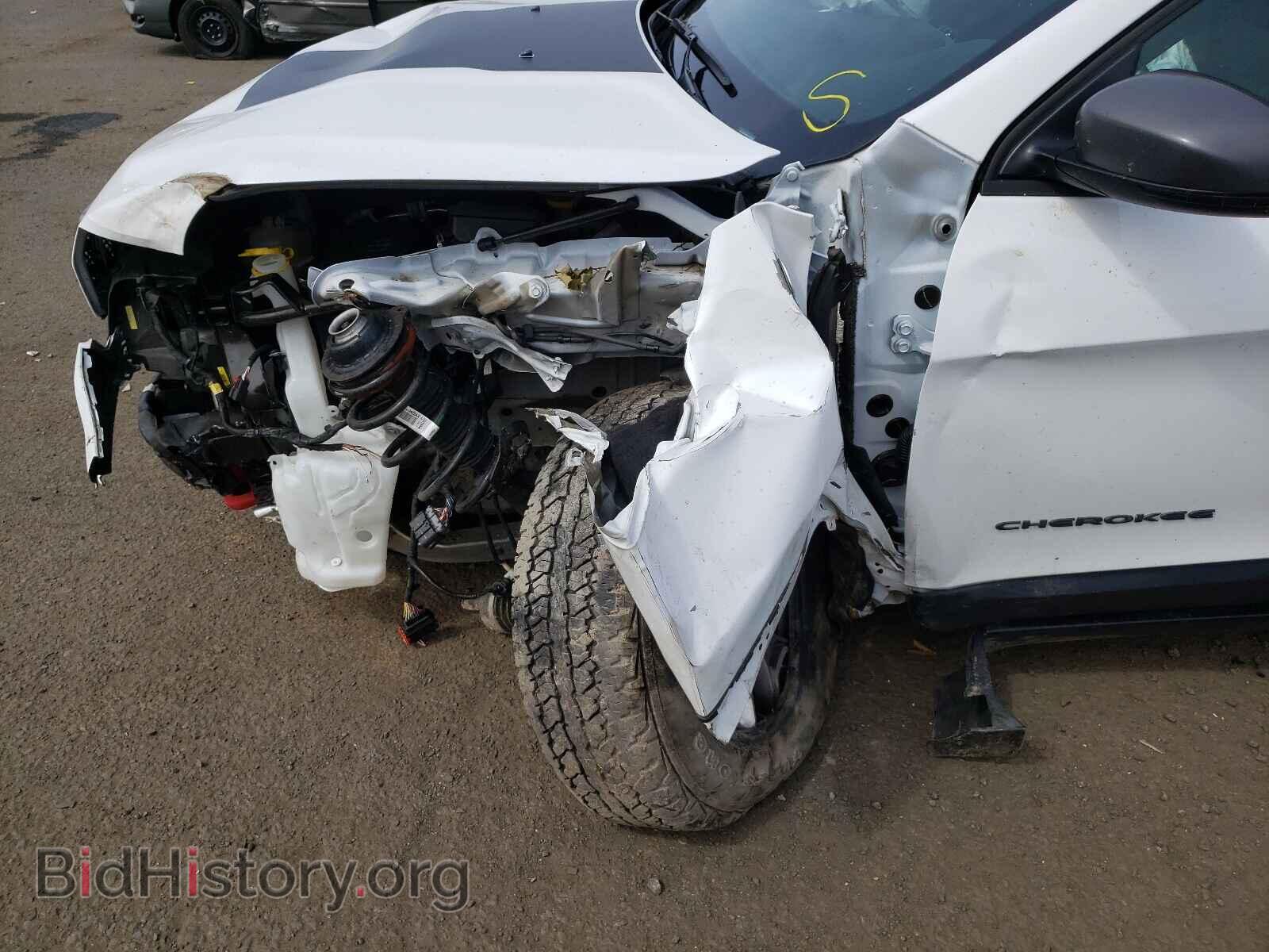 2019 JEEP CHEROKEE - VIN: 1C4PJMBX9KD314576 - Фото 9