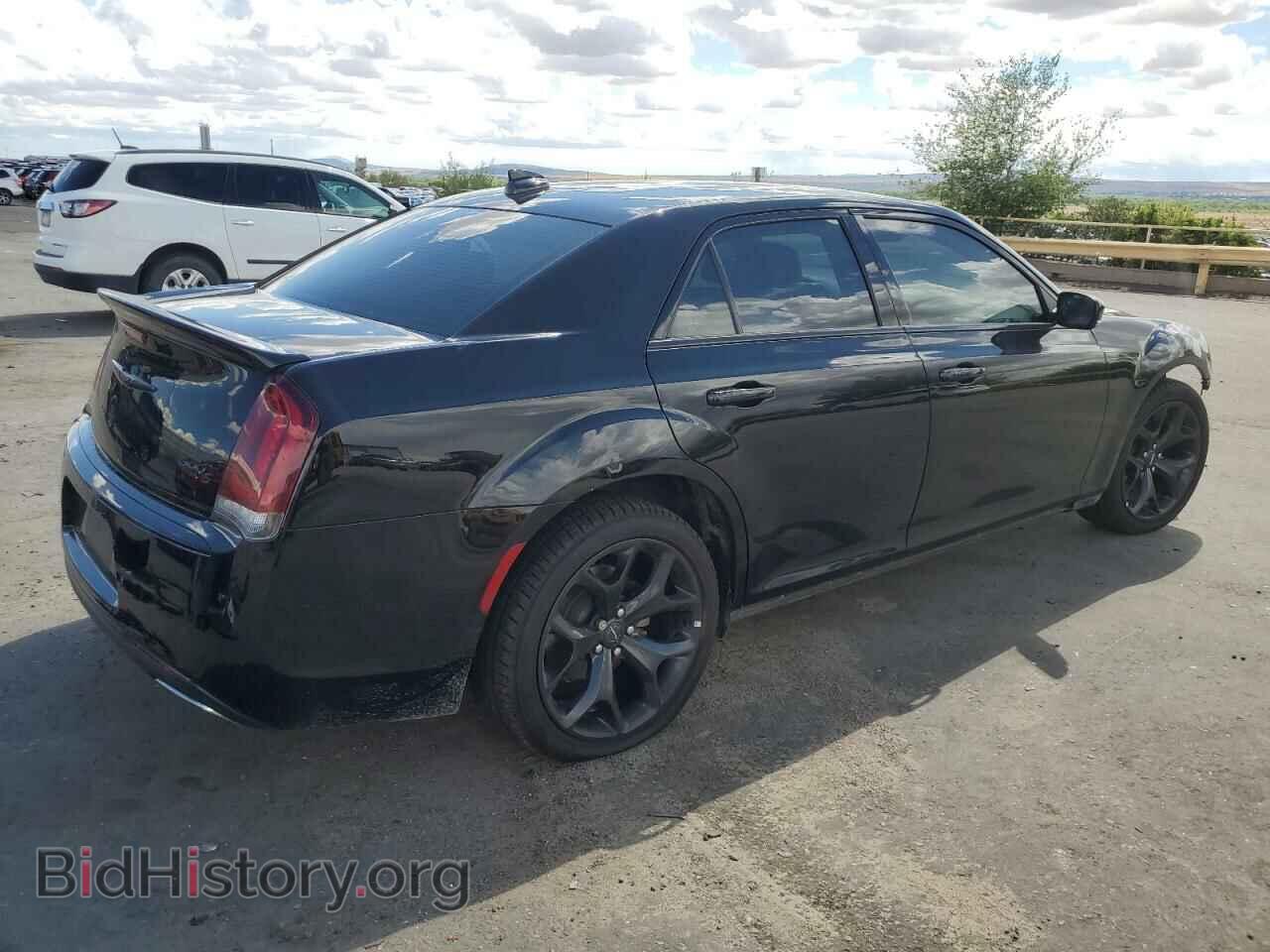 2021 CHRYSLER 300 - VIN: 2C3CCABG3MH660589 - Фото 3