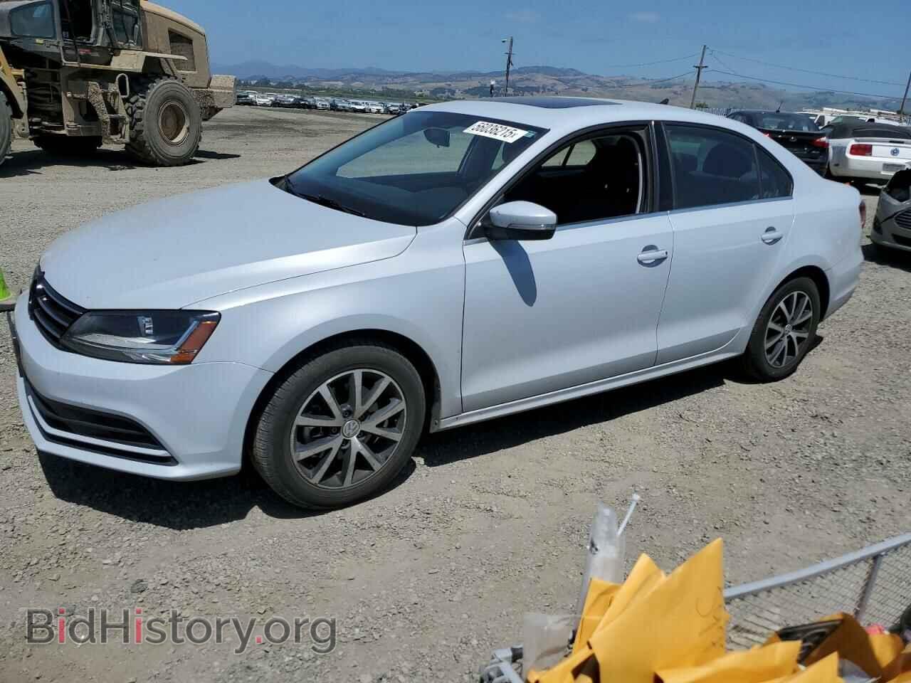 Фотография 3VWDB7AJ8HM411860 - VOLKSWAGEN JETTA 2017