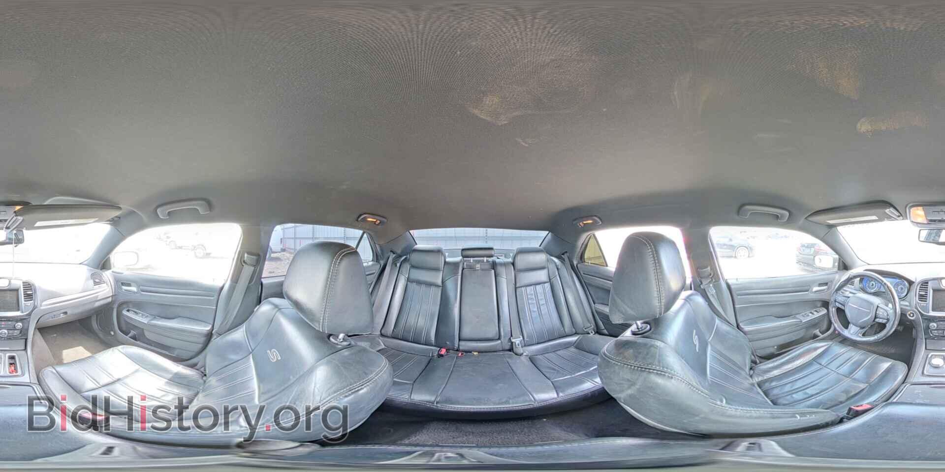 2016 CHRYSLER 300 - VIN: 2C3CCAGG9GH261960 - Фото 14