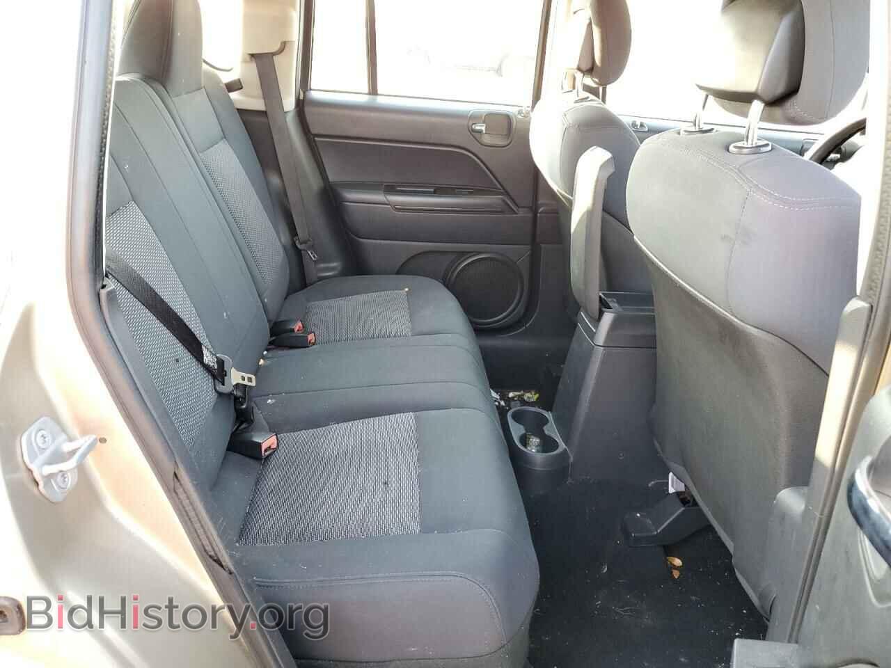 2010 JEEP COMPASS - VIN: 1J4NT4FB3AD558197 - Фото 6